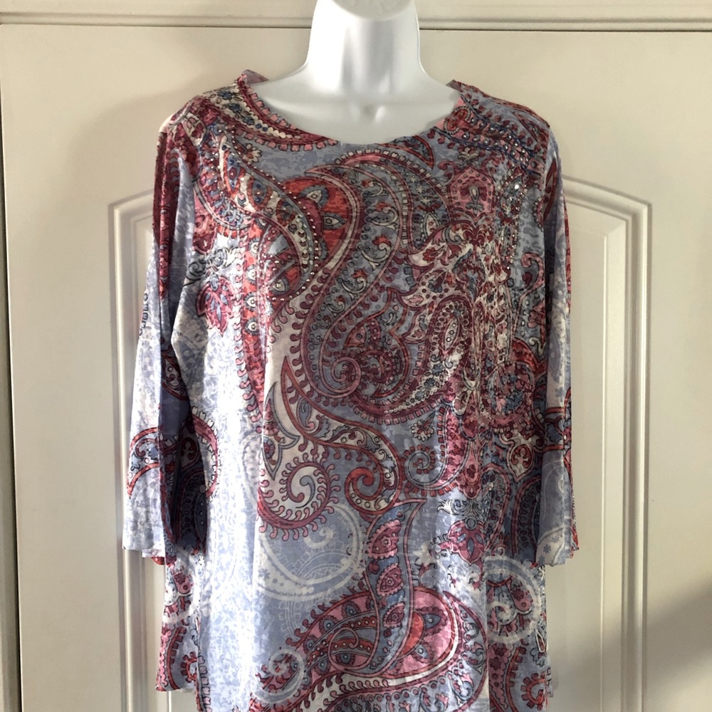 Women’s three-quarter length sleeve paisley blouse by new directions size large
